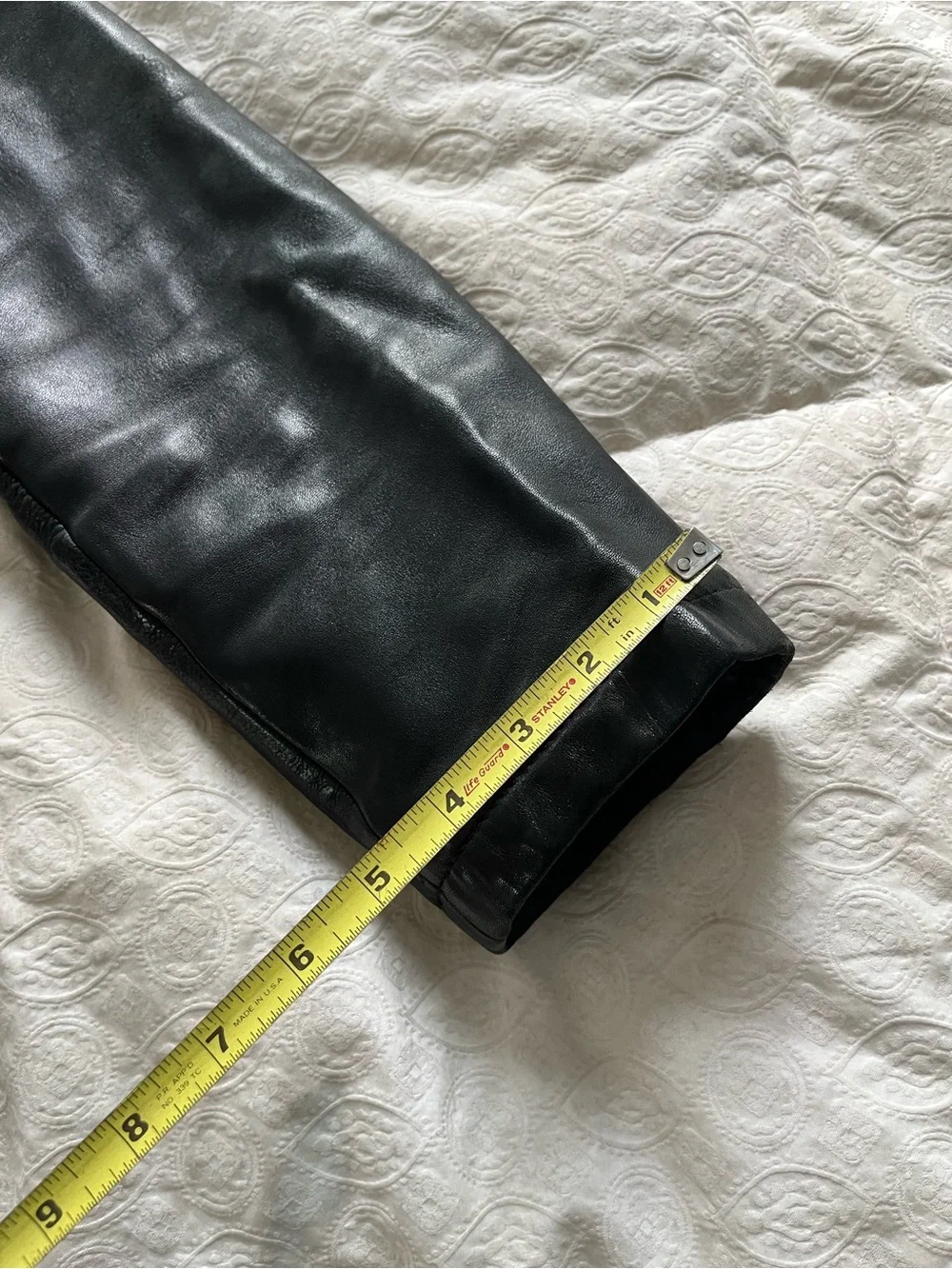 Andrew Marc New York Men's Black Leather Zip-Front Jacket size medium